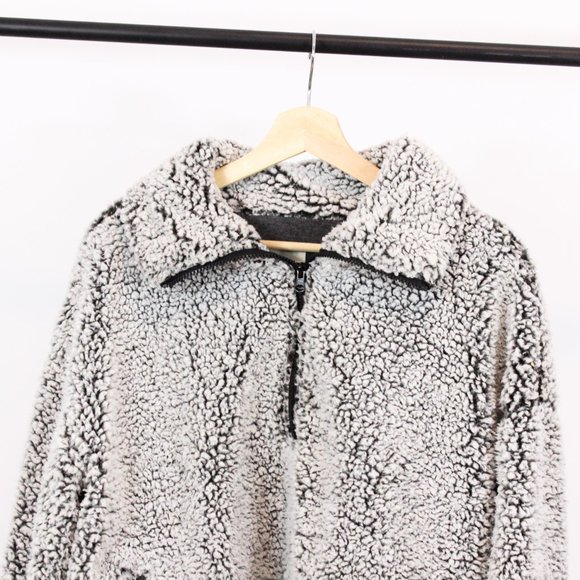 *Thread + Supply 3/4 Zip Grey Teddy Sweater - Picture 5 of 10
